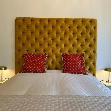 Campo San Polo Canal View Apartment *